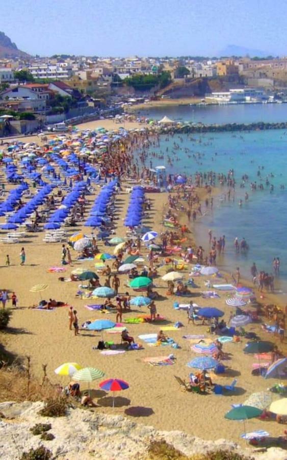 Villa Manzella Piscina Privata شينيسي المظهر الخارجي الصورة