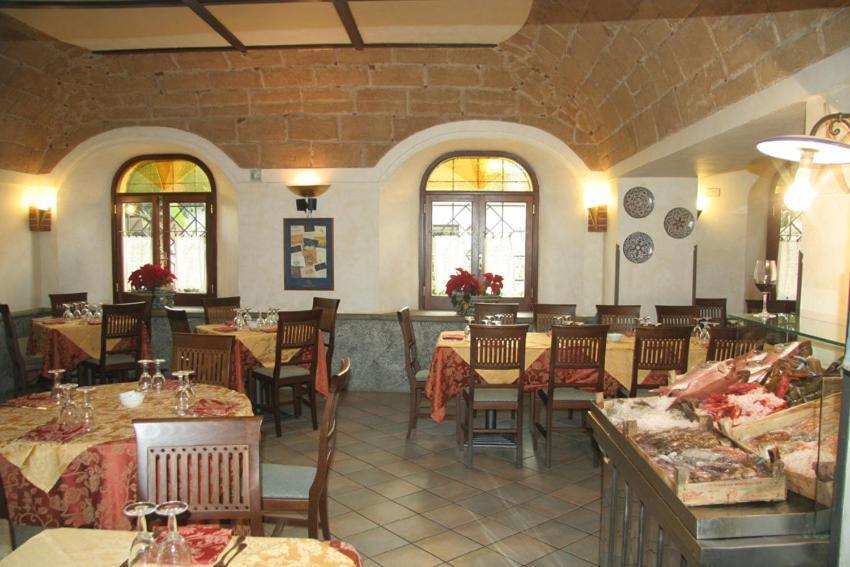 Villa Manzella Piscina Privata شينيسي المظهر الخارجي الصورة